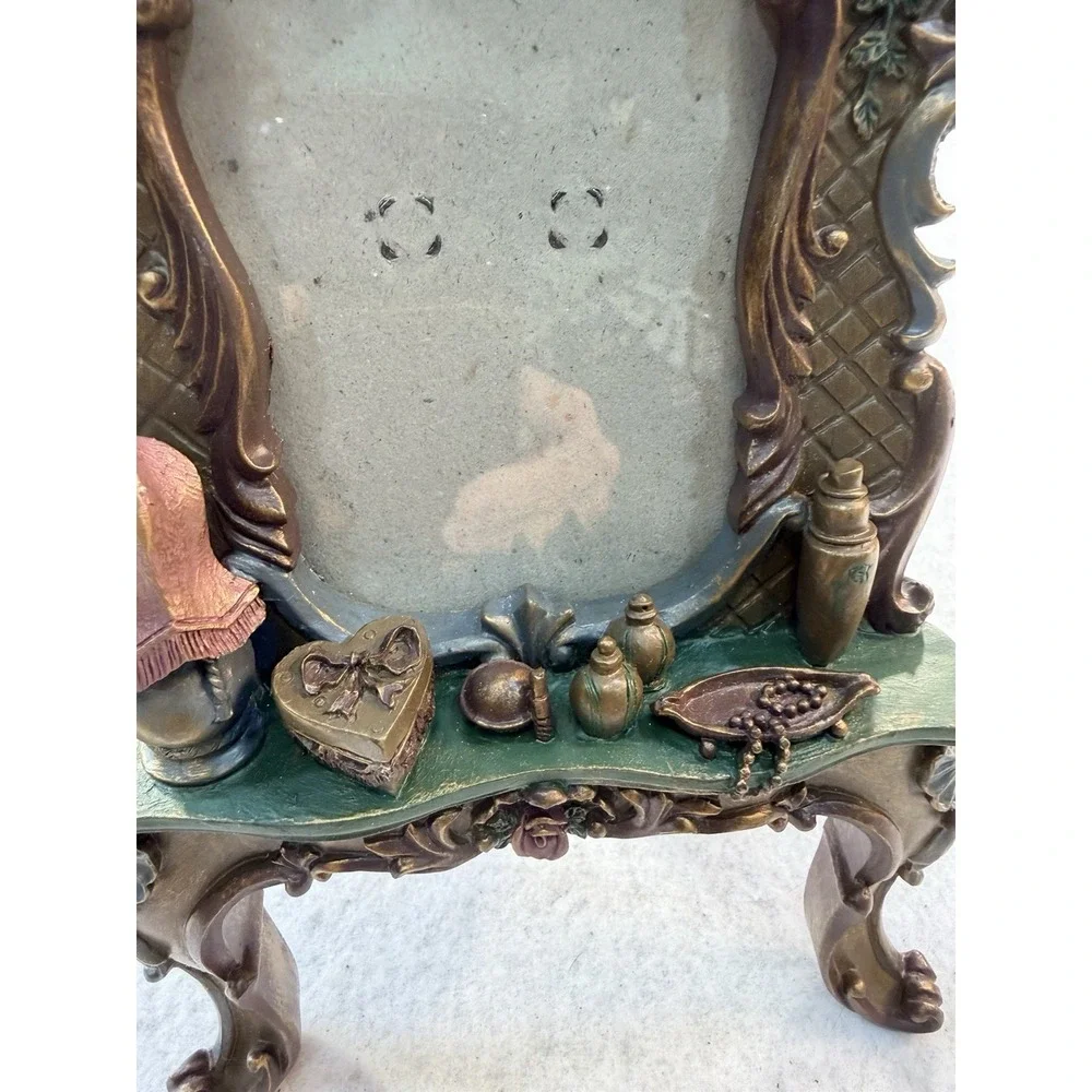 Victorian Vanity Table Picture Frame Resin Rose ornate 4 X 6 Easel Back Decor